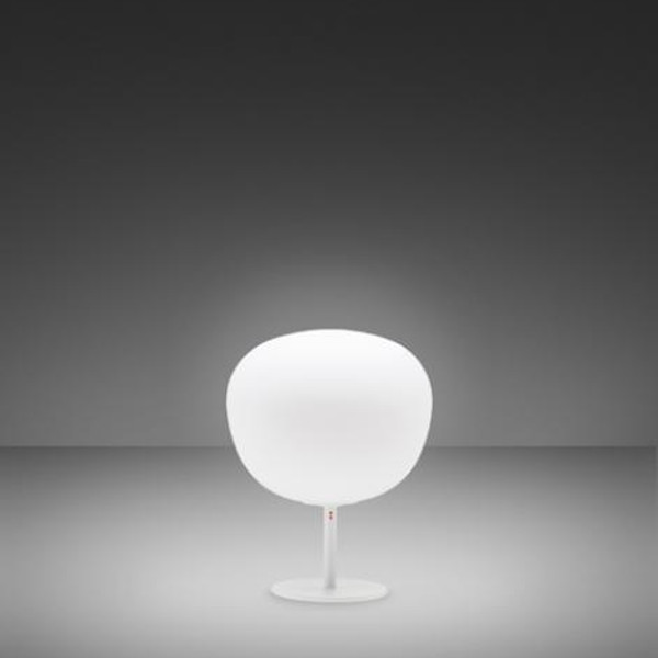 Lumi Mochi / F07 Table with stem